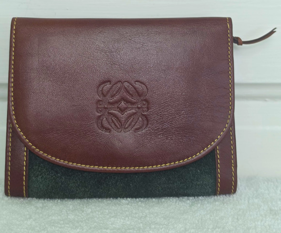 Loewe Handbags - Loewe Women’s Brown/Green Solid Anagram Logo Folding Wallet, Zip Coin w/COA